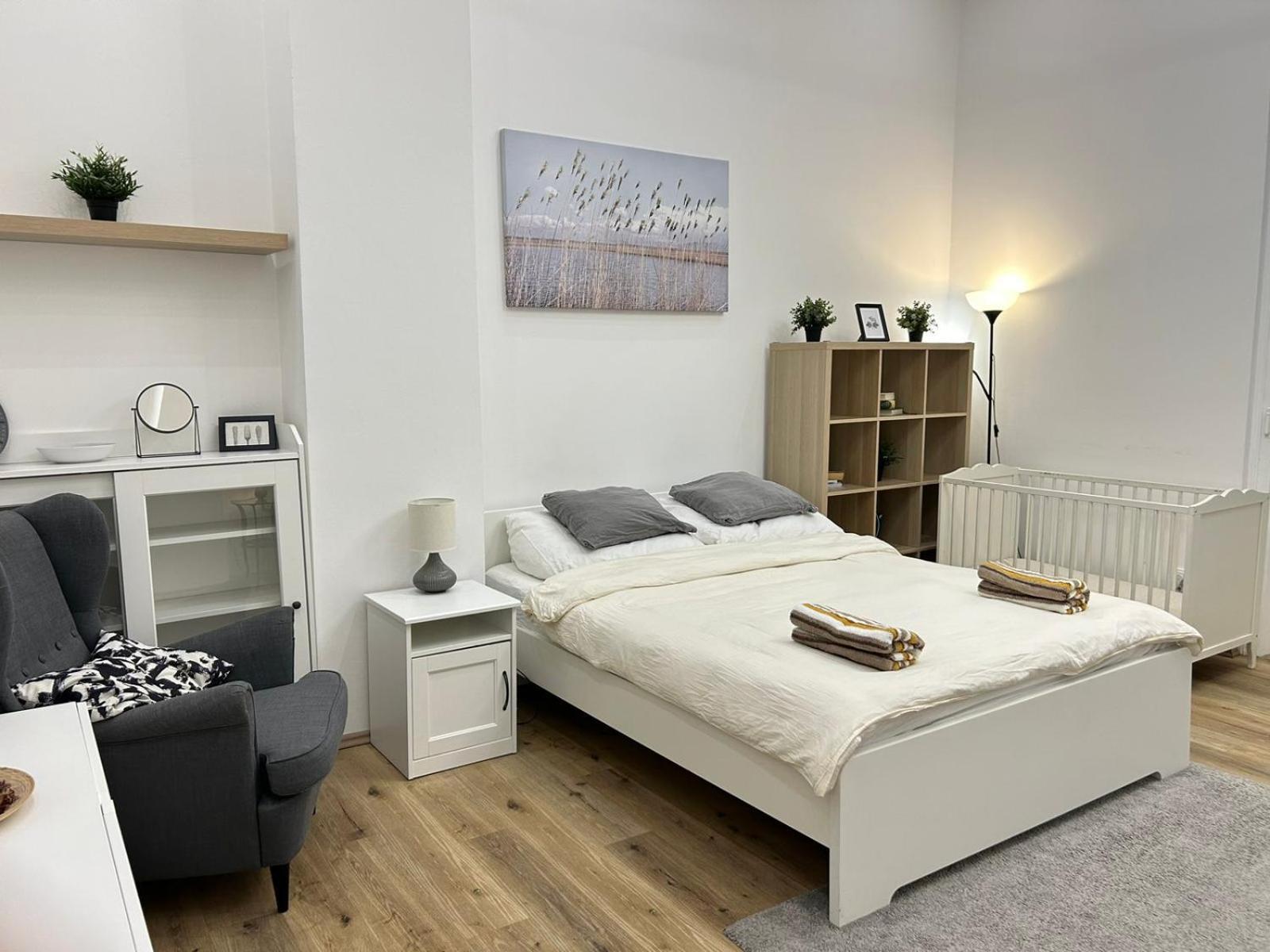 Appartamento Entire Unit In The Center Of *